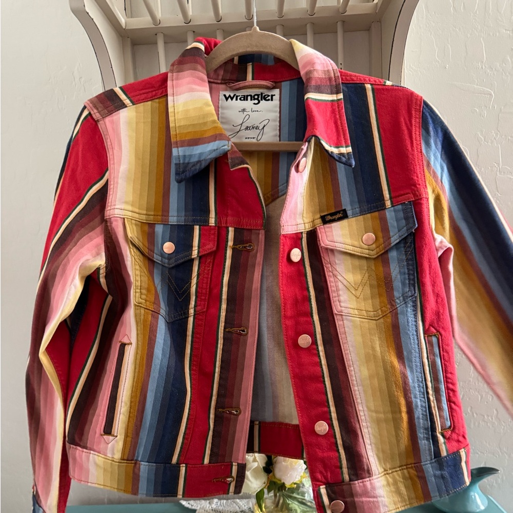 Lainey Wilson Wrangler Multicolor Striped Jacket with Pink, Red, Blue and Yellow